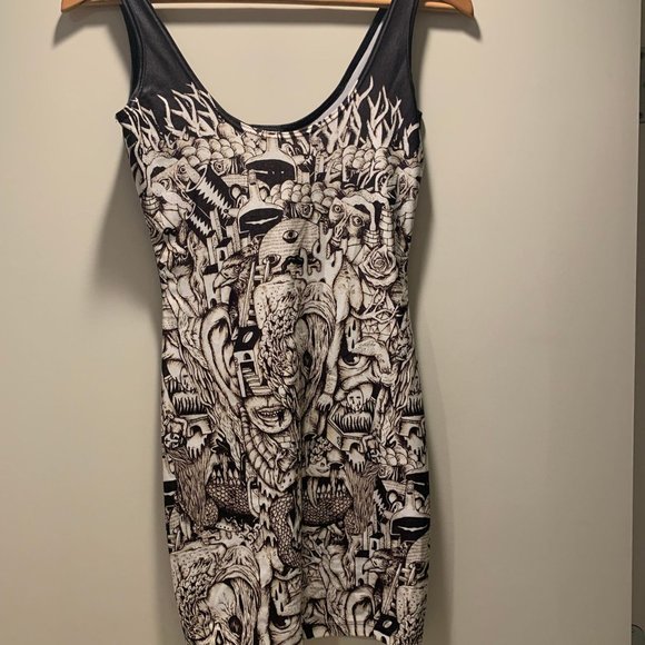 Lovely Sally Dress - Picture 3 of 3